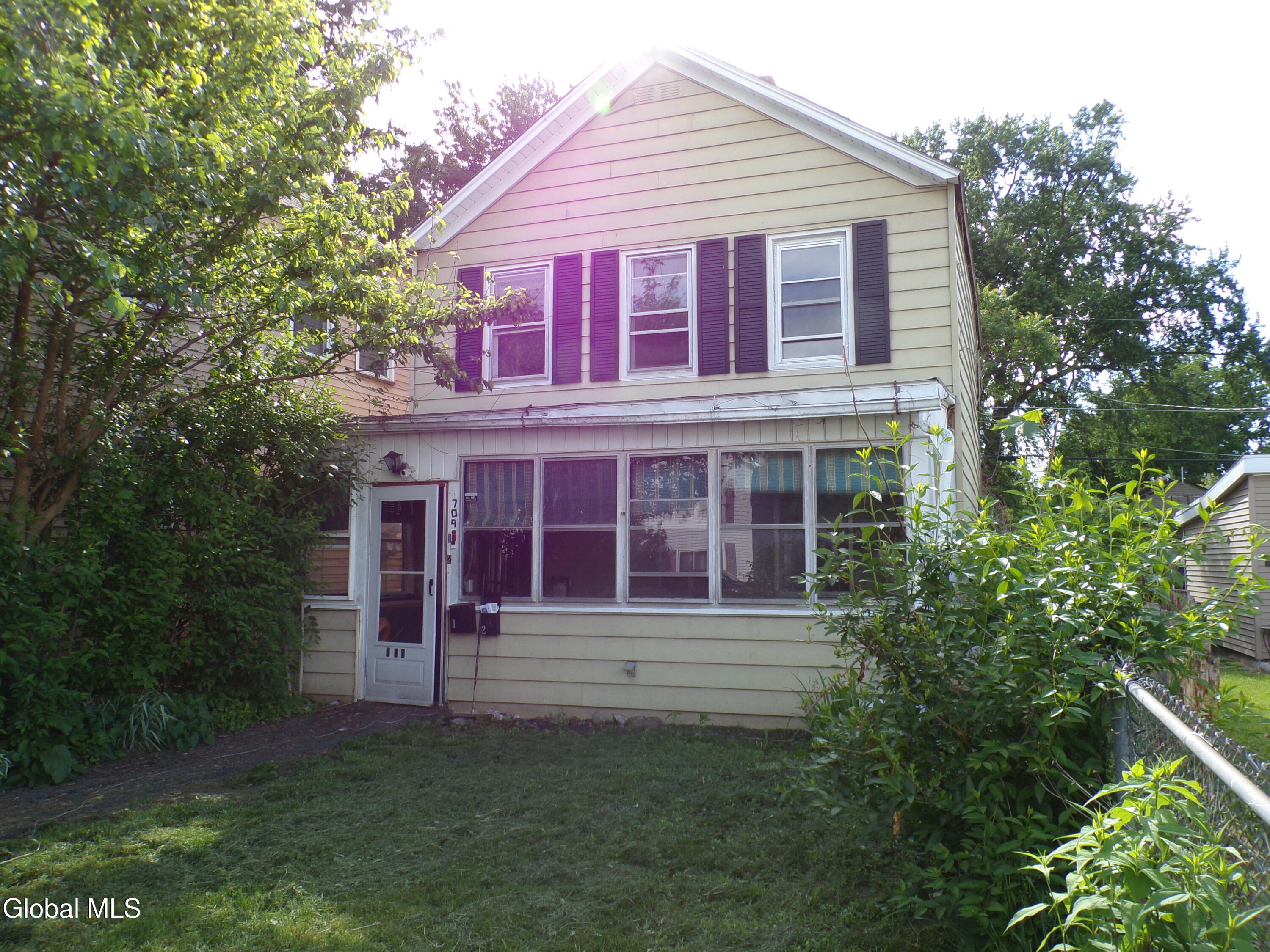 709 4th Avenue Troy NY 12182