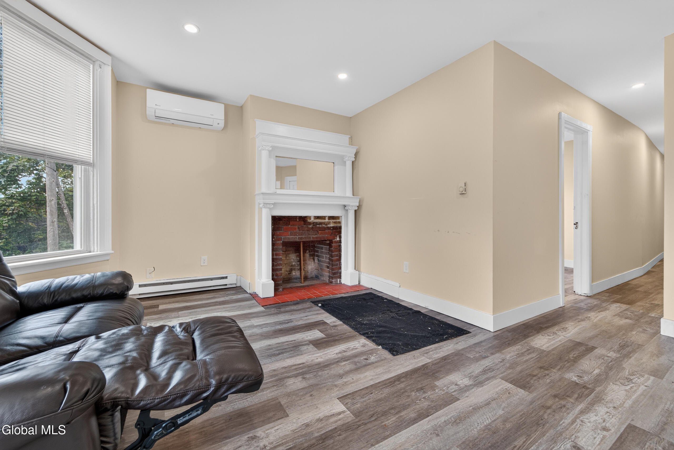 299 Quail Street Albany NY 12208