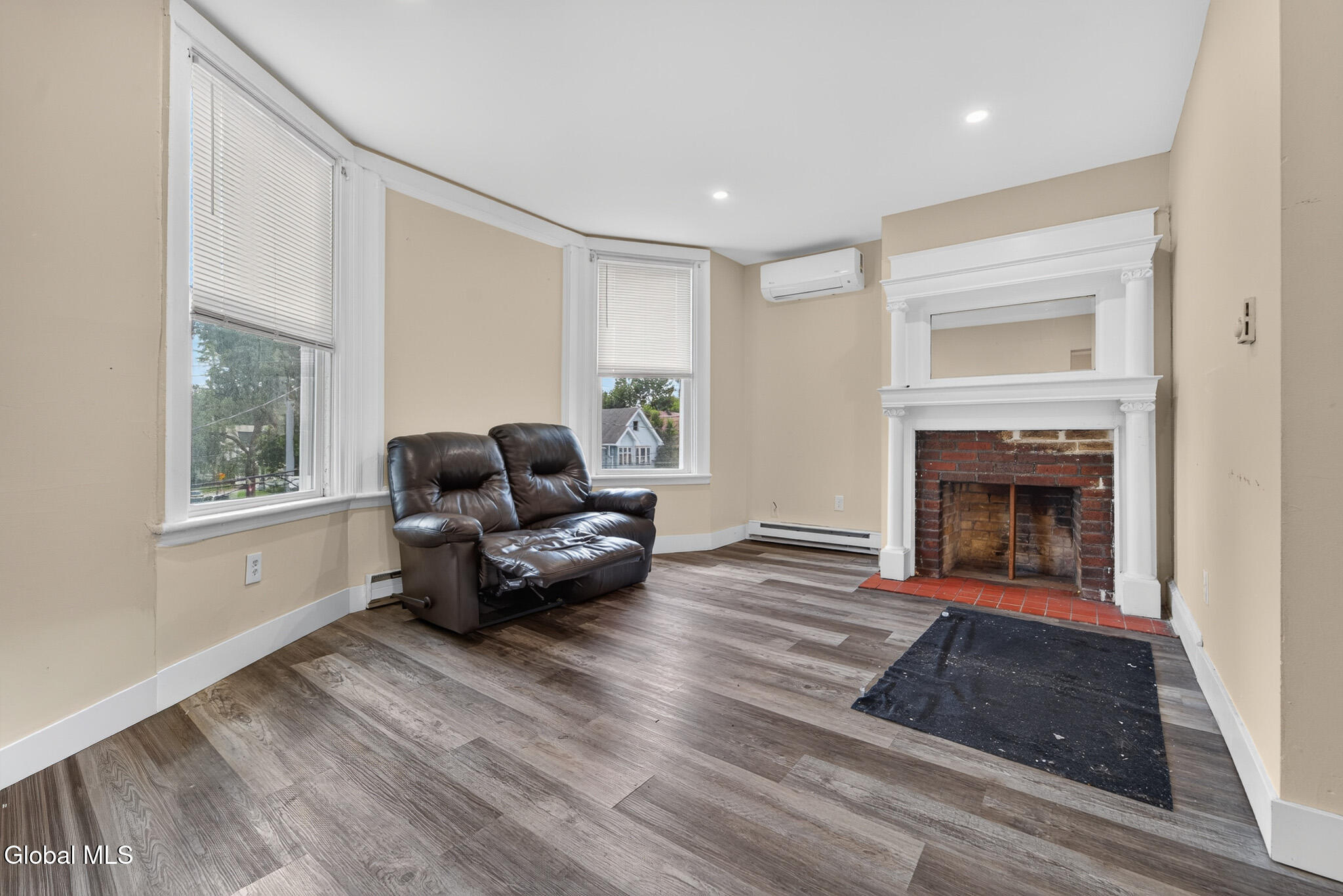 299 Quail Street Albany NY 12208