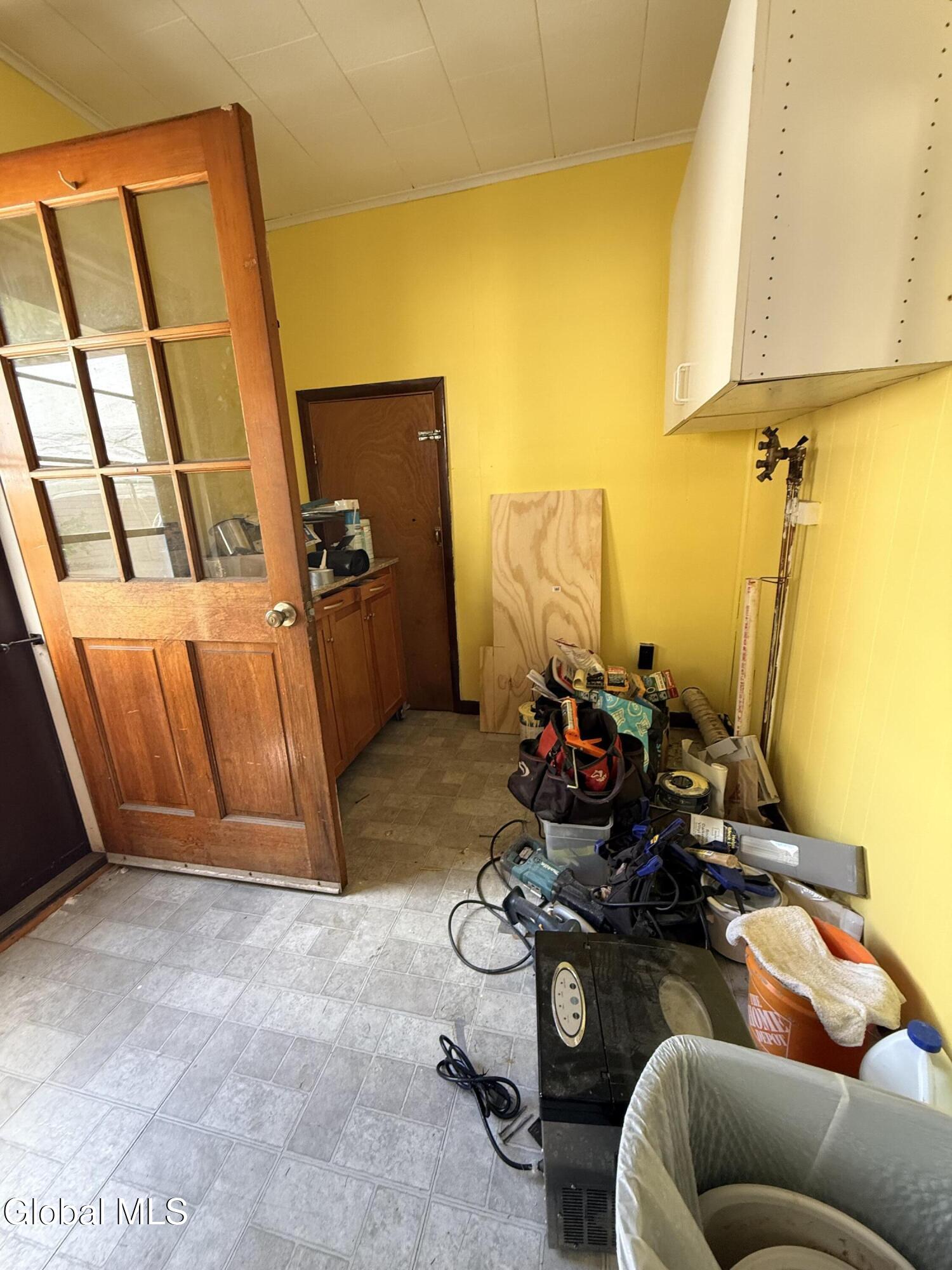 786 1st Avenue Troy NY 12182