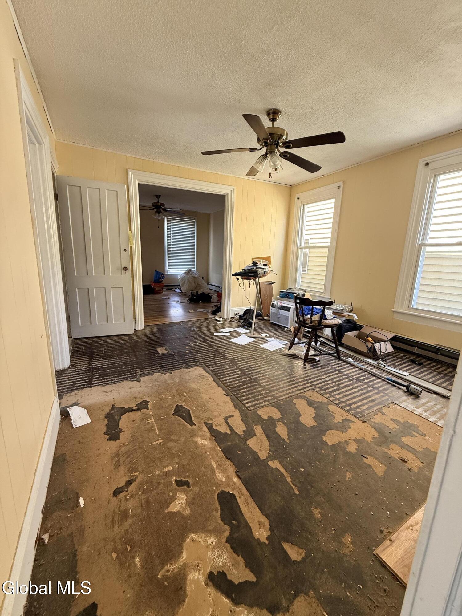786 1st Avenue Troy NY 12182