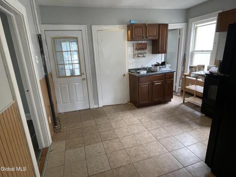 1306 Santa Fe Street Schenectady NY 12303