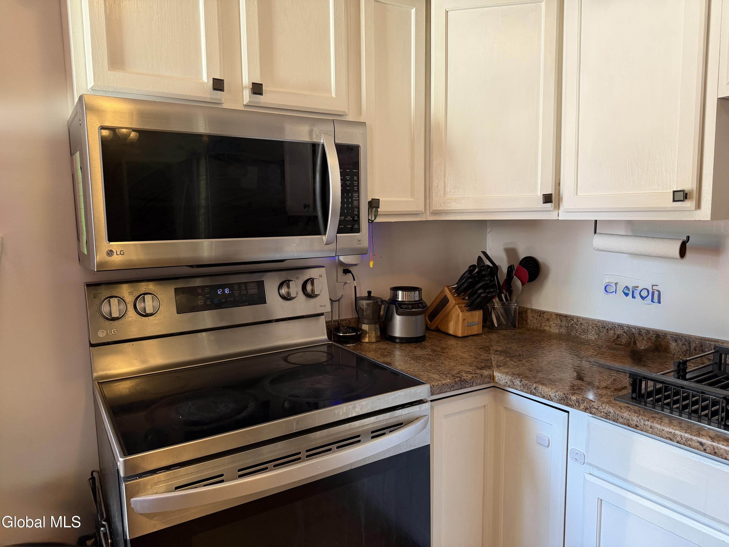 18 Summit Avenue Troy NY 12180