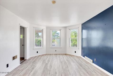 1831 Eastern Parkway Schenectady NY 12309