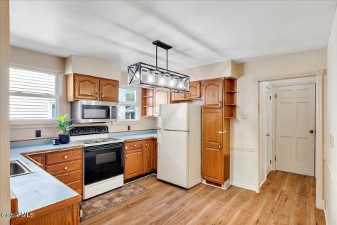 1831 Eastern Parkway Schenectady NY 12309