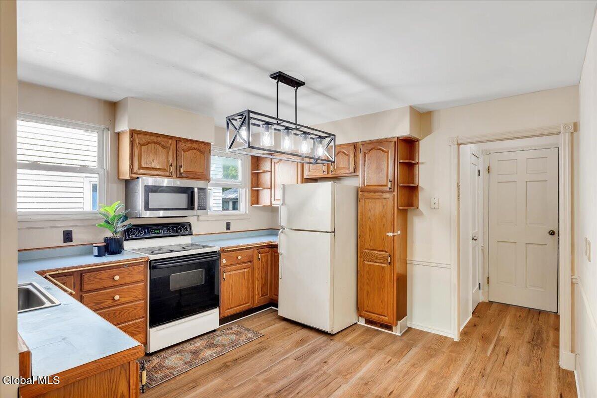 1831 Eastern Parkway Schenectady NY 12309