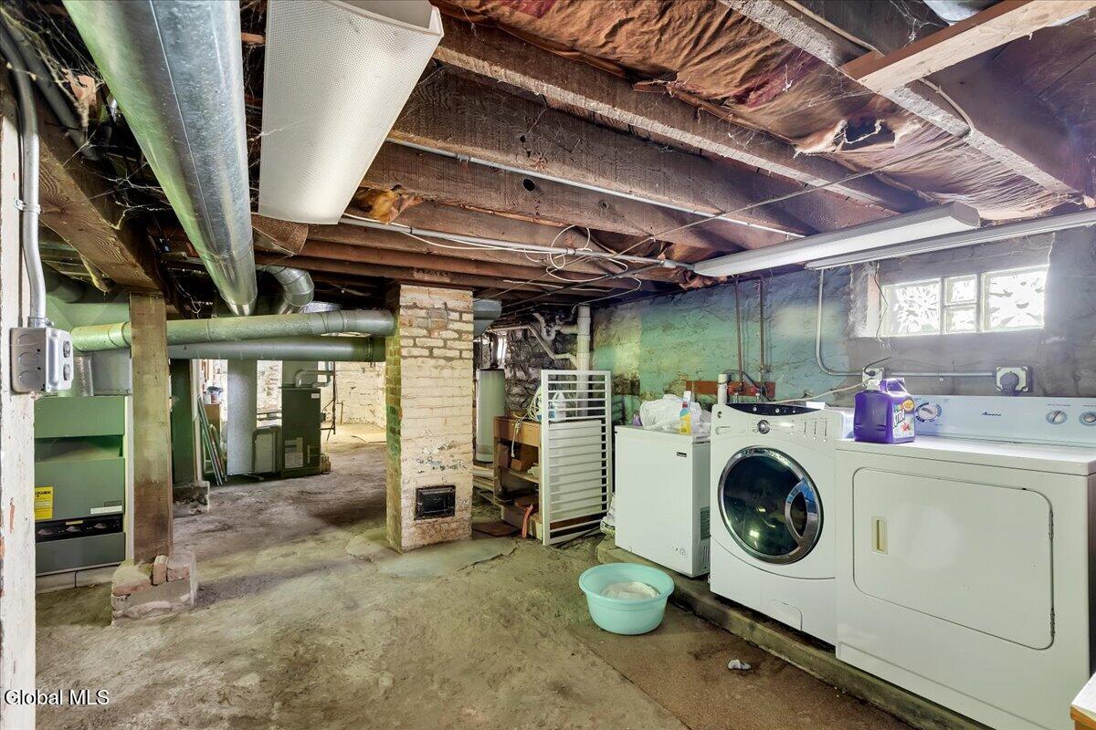 1831 Eastern Parkway Schenectady NY 12309