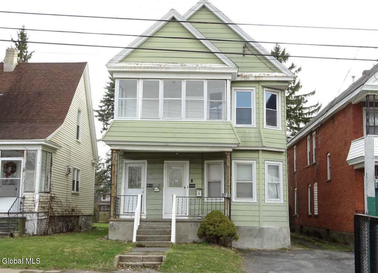 1060 Raymond Street Schenectady NY 12308