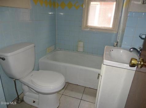 1060 Raymond Street Schenectady NY 12308