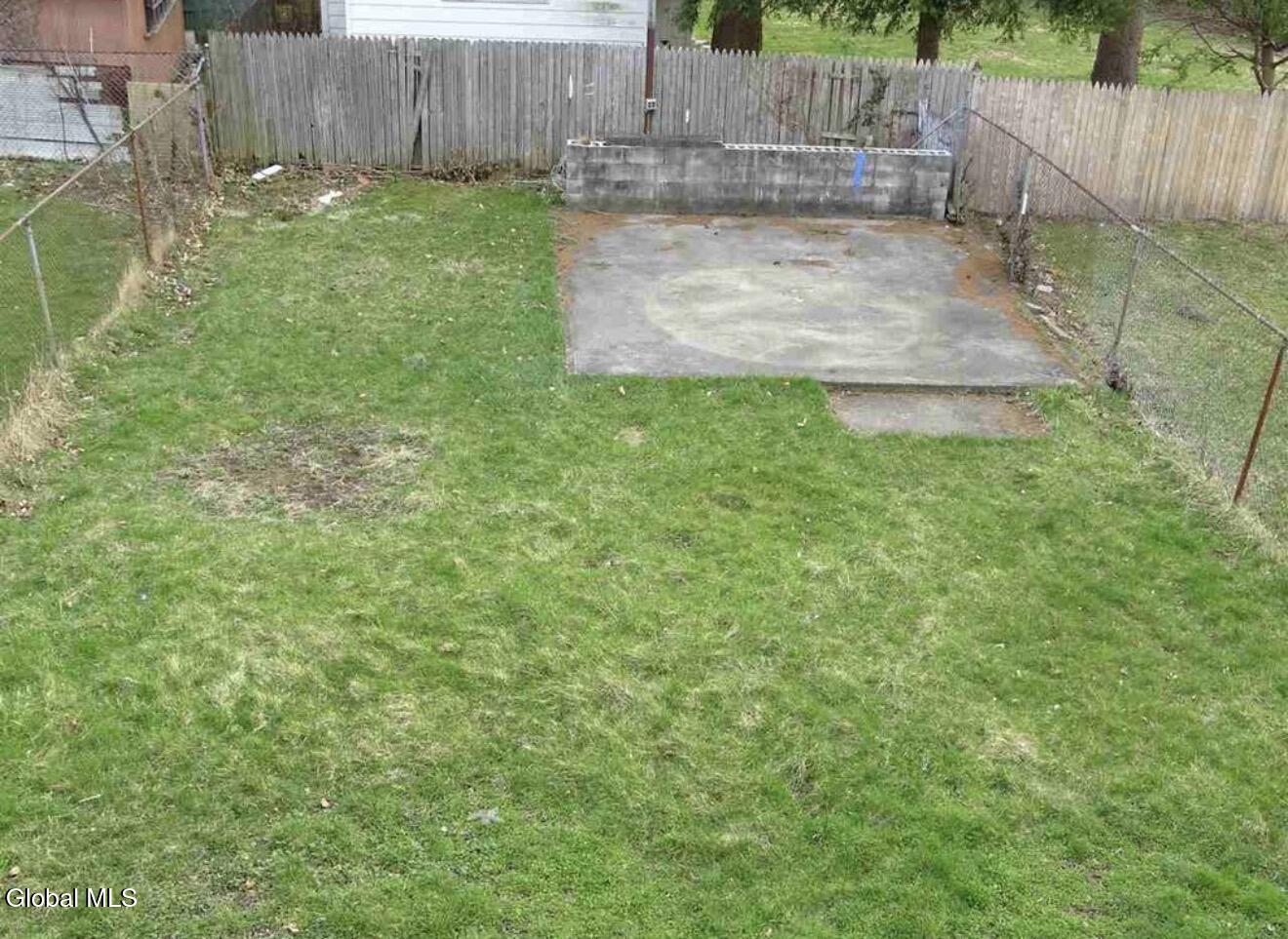 1060 Raymond Street Schenectady NY 12308