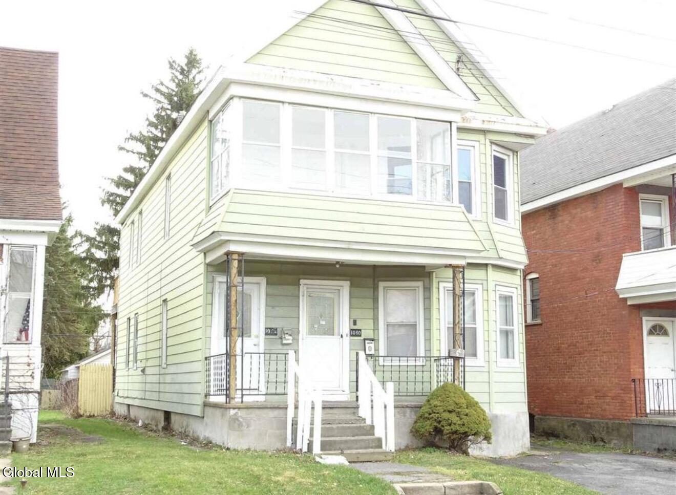 1060 Raymond Street Schenectady NY 12308