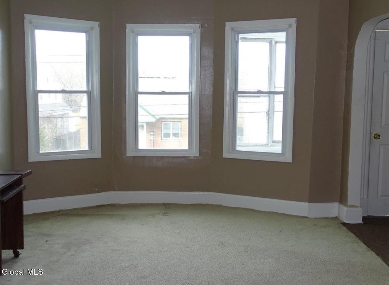 1060 Raymond Street Schenectady NY 12308