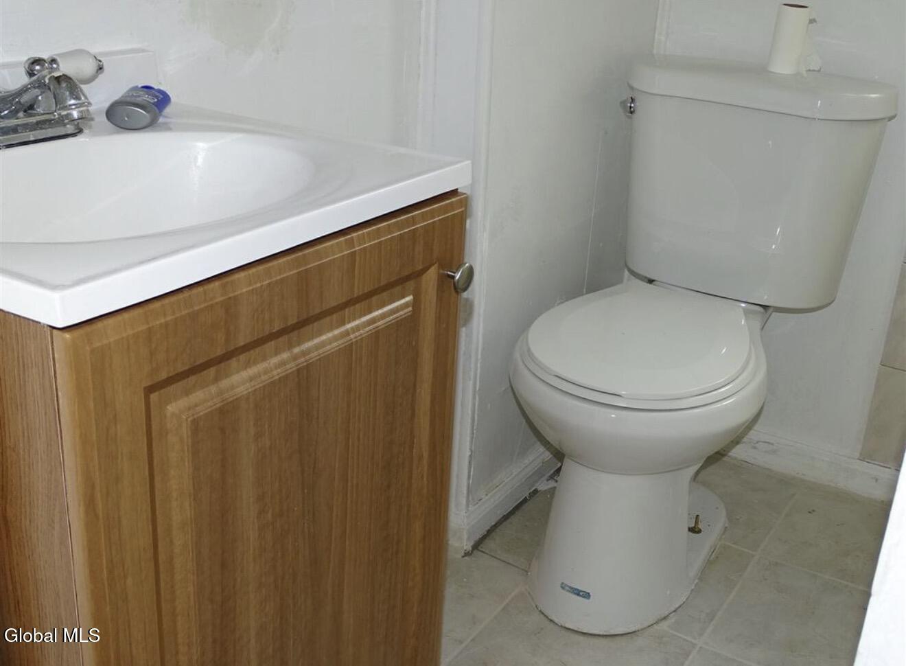 1060 Raymond Street Schenectady NY 12308