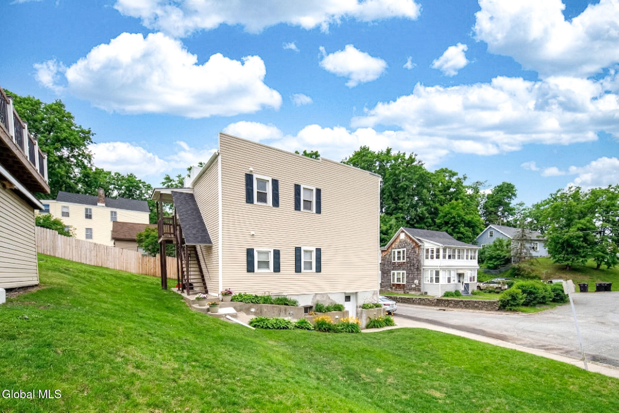 11 Elm Street Troy NY 12180