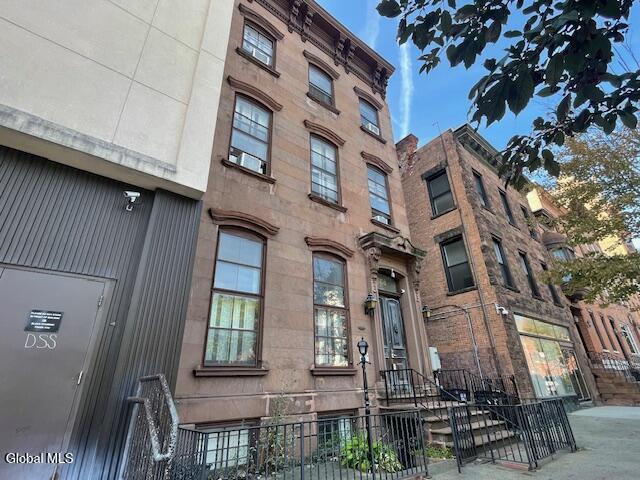 166 Washington Avenue Albany NY 12210