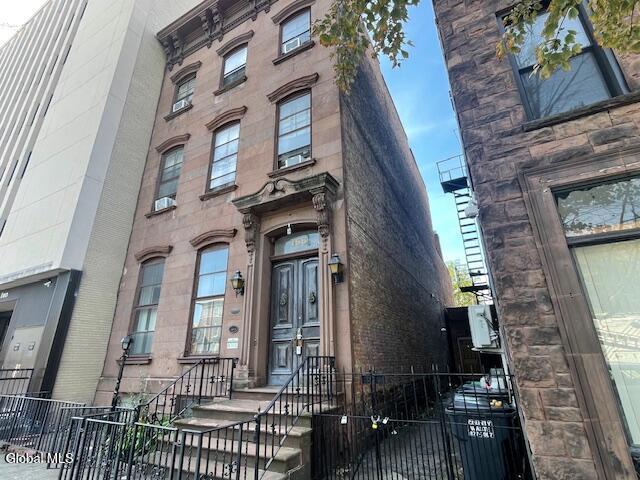 166 Washington Avenue Albany NY 12210