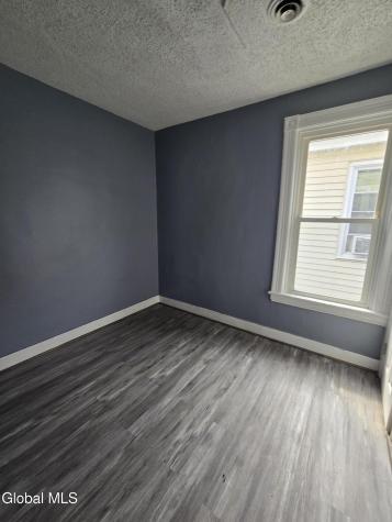 539 Summit Avenue Schenectady NY 12307