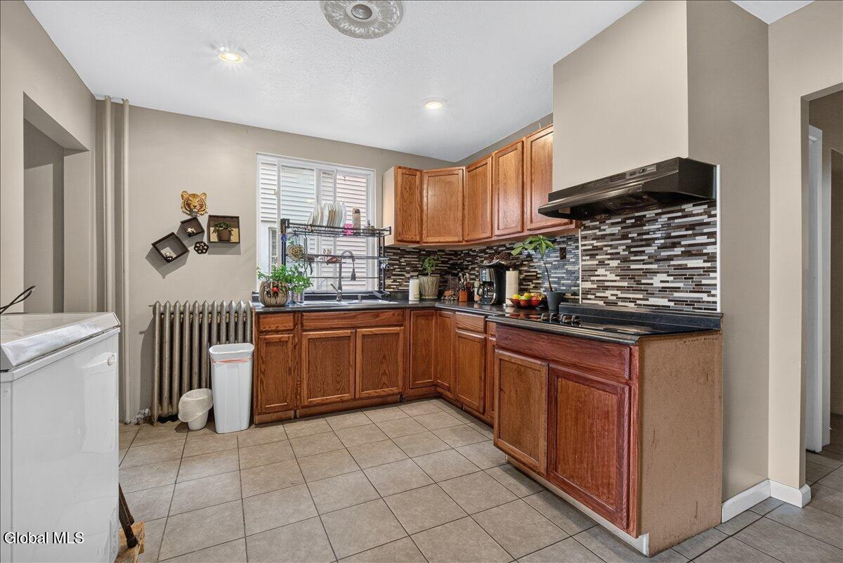 302 Second Avenue Albany NY 12209