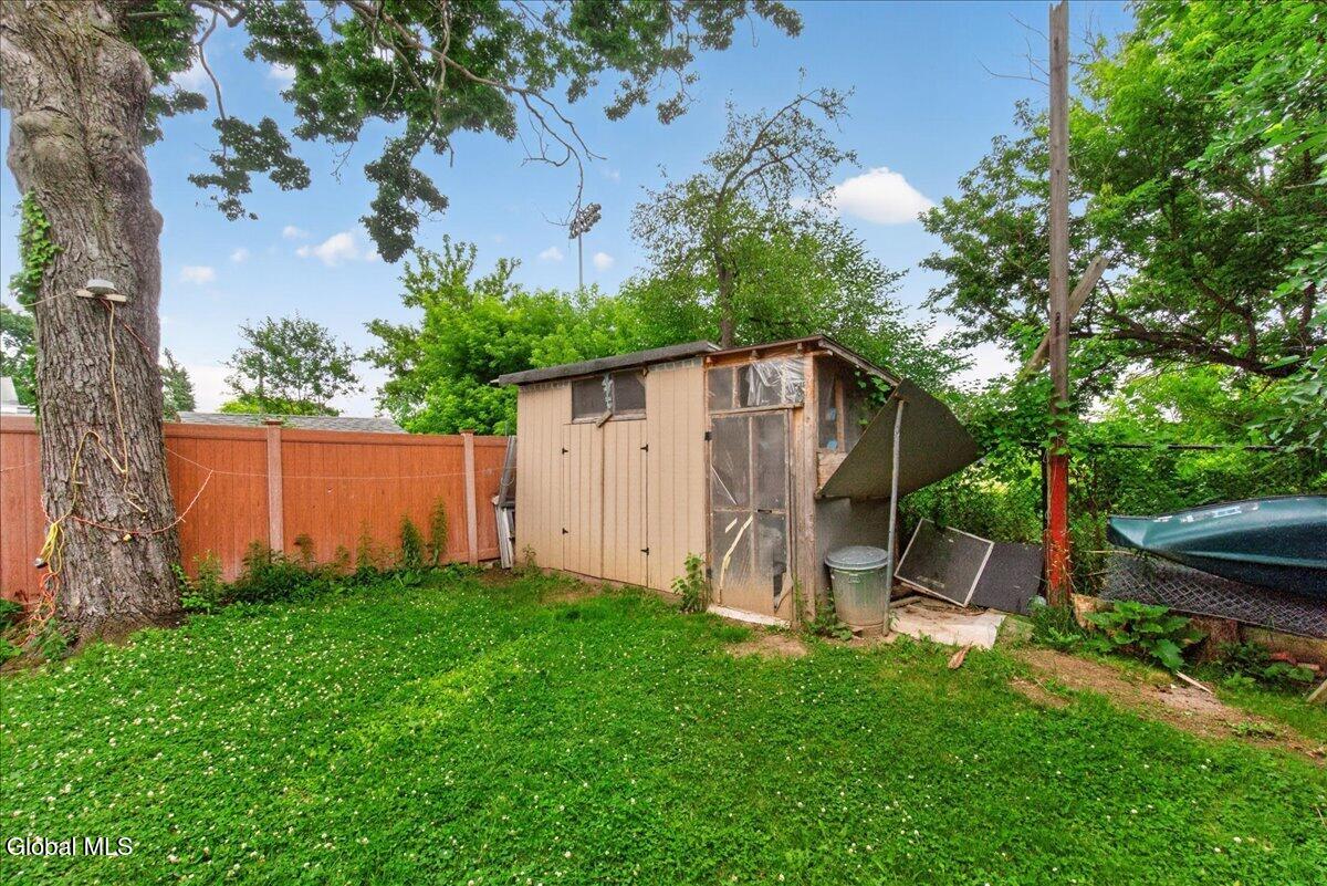 302 Second Avenue Albany NY 12209