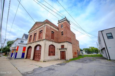 907 Albany Street Schenectady NY 12307
