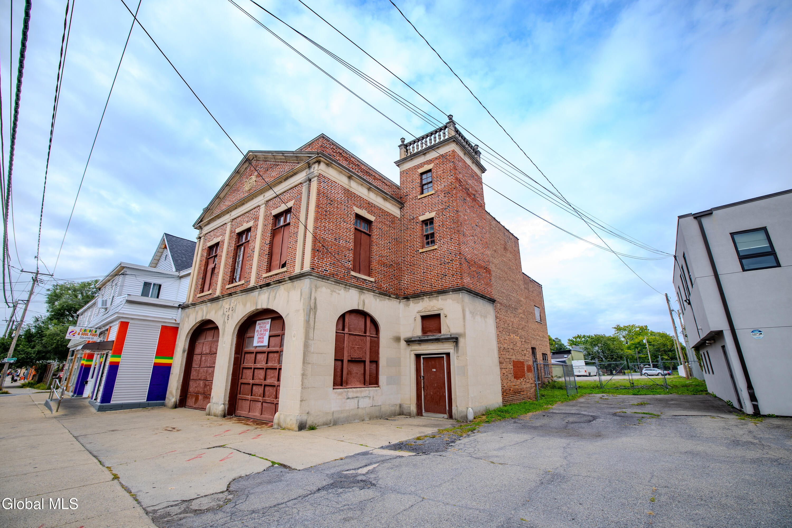 907 Albany Street Schenectady NY 12307