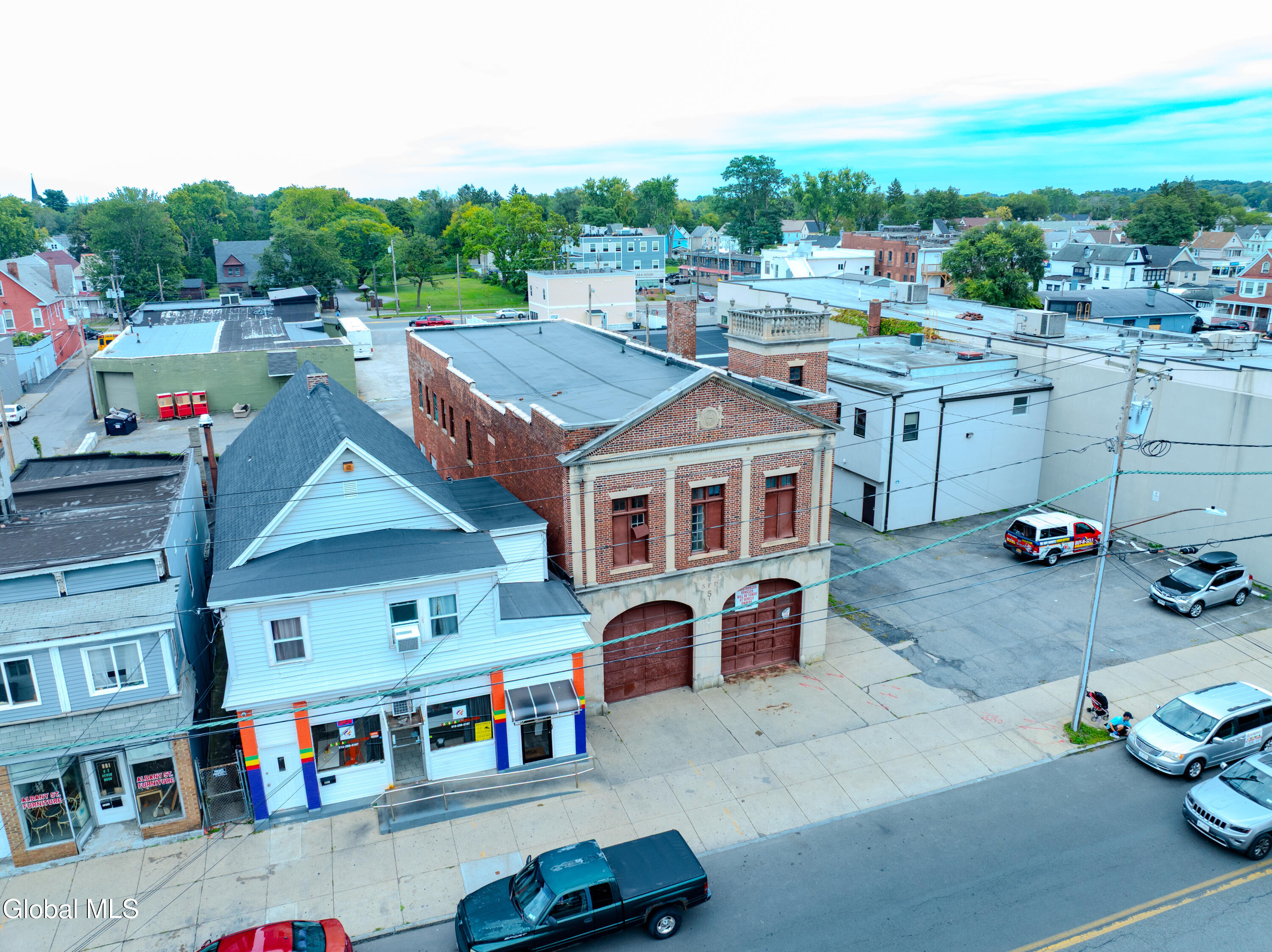 907 Albany Street Schenectady NY 12307