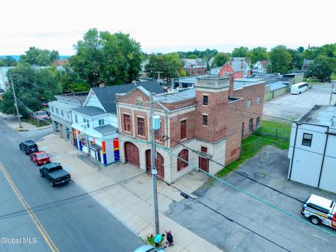 907 Albany Street Schenectady NY 12307