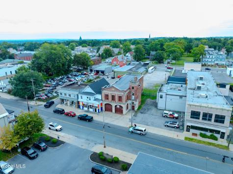 907 Albany Street Schenectady NY 12307