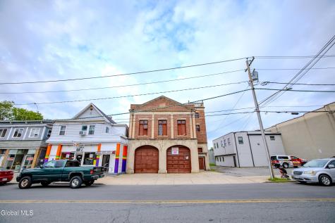 907 Albany Street Schenectady NY 12307