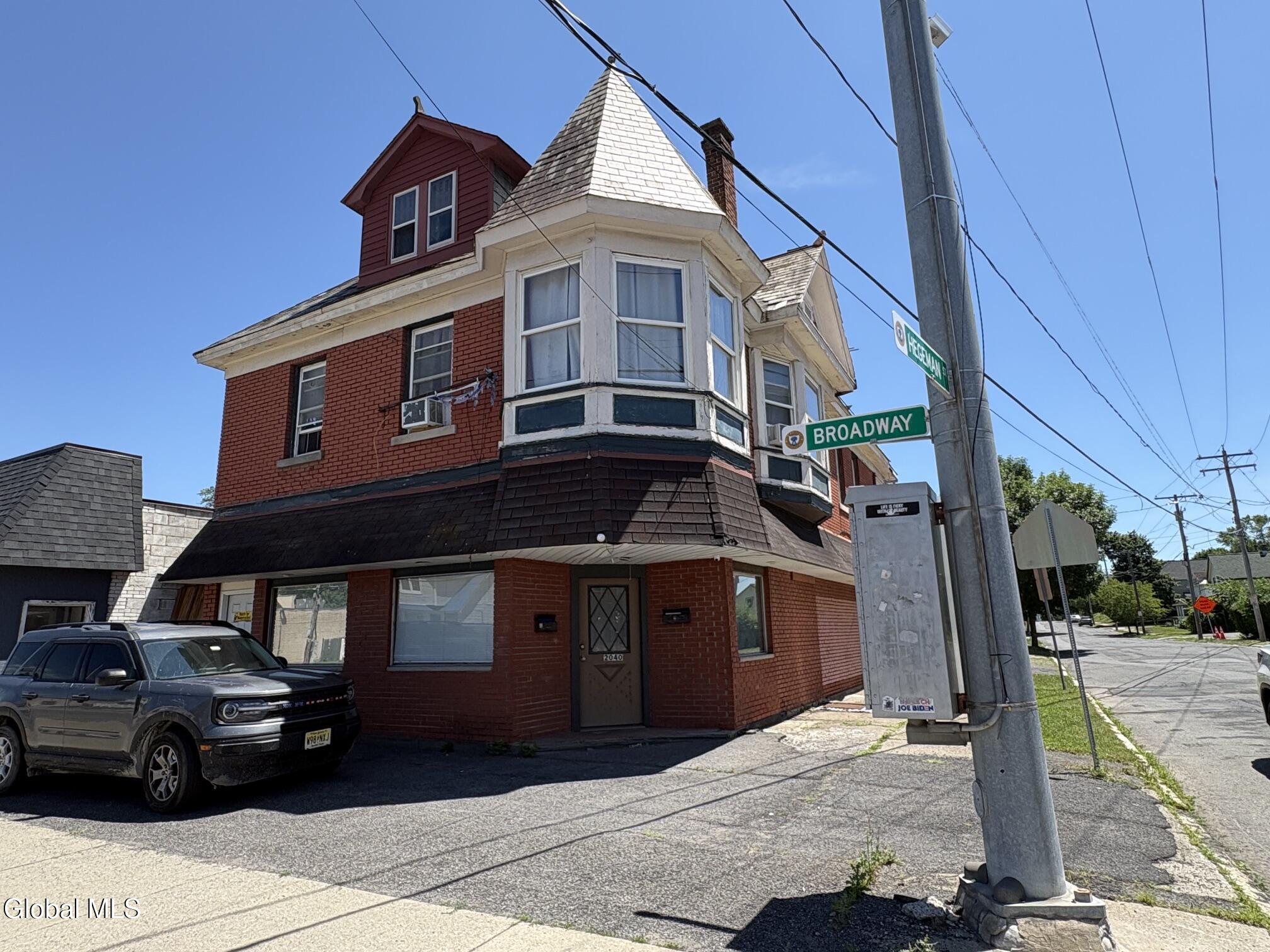 2040 Broadway Schenectady NY 12306