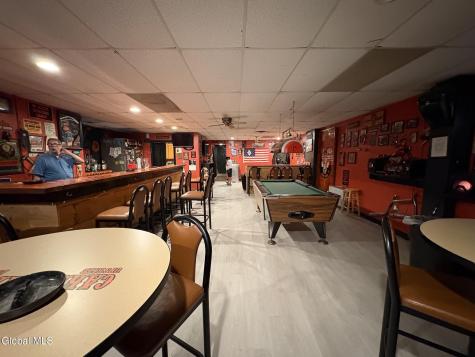 2040 Broadway Schenectady NY 12306