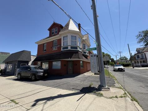 2040 Broadway Schenectady NY 12306