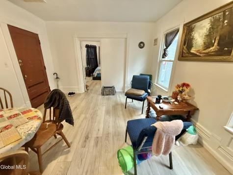 29 Mcclellan Street Schenectady NY 12304