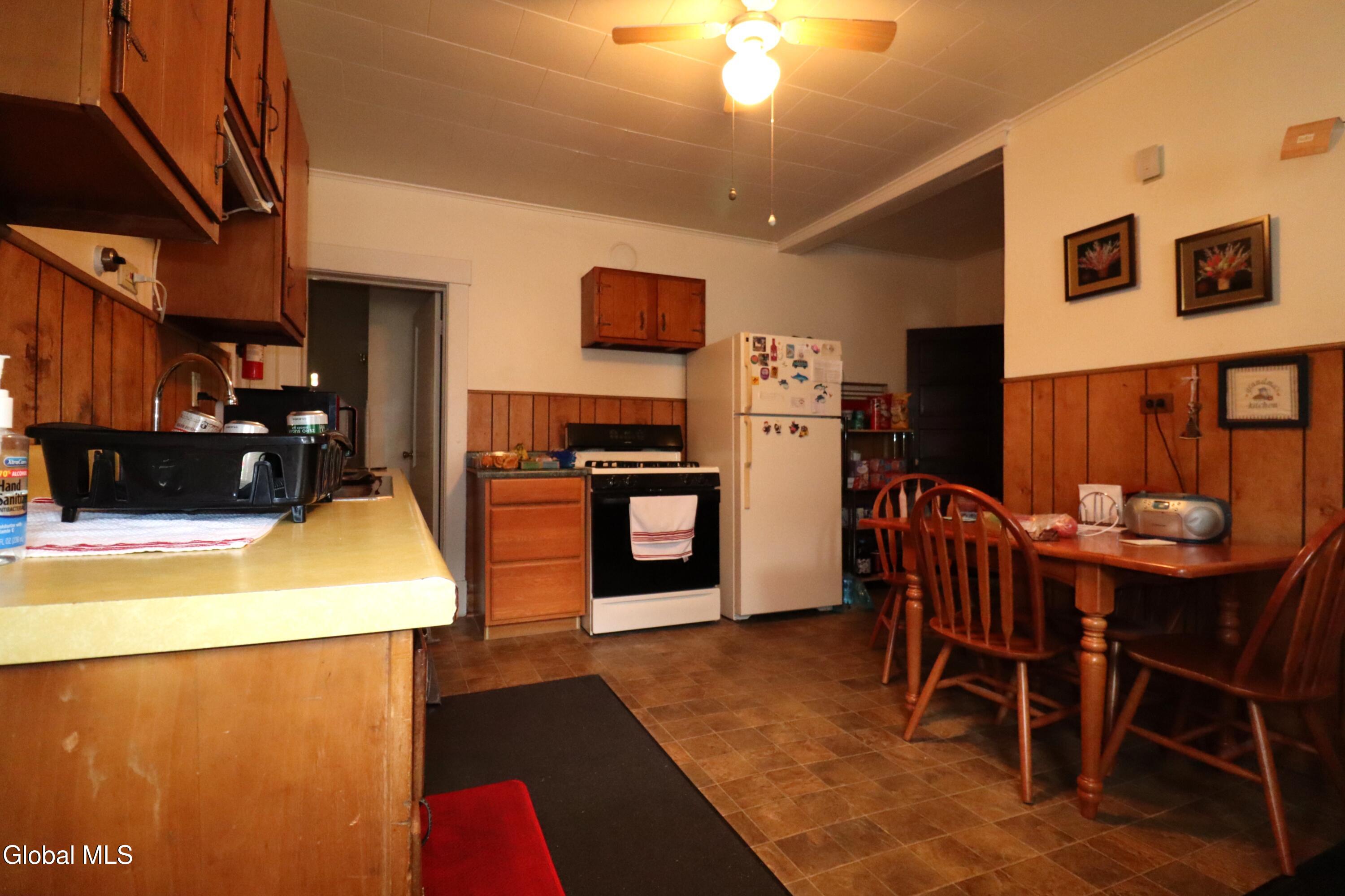 78 Forest Street Gloversville NY 12078