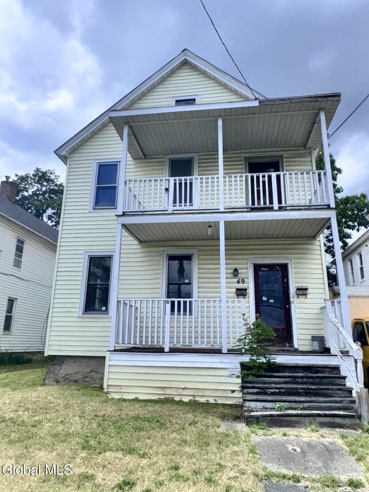 49 Van Buren Avenue Ravena NY 12143