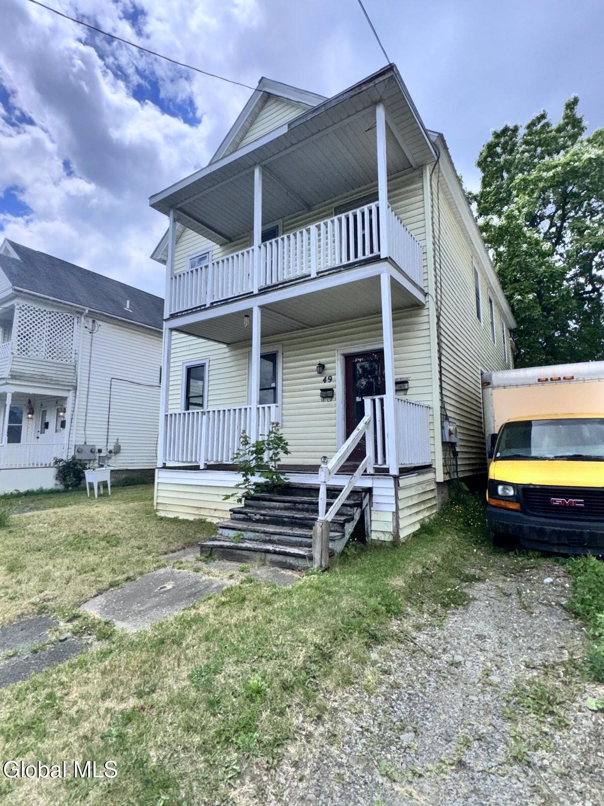 49 Van Buren Avenue Ravena NY 12143