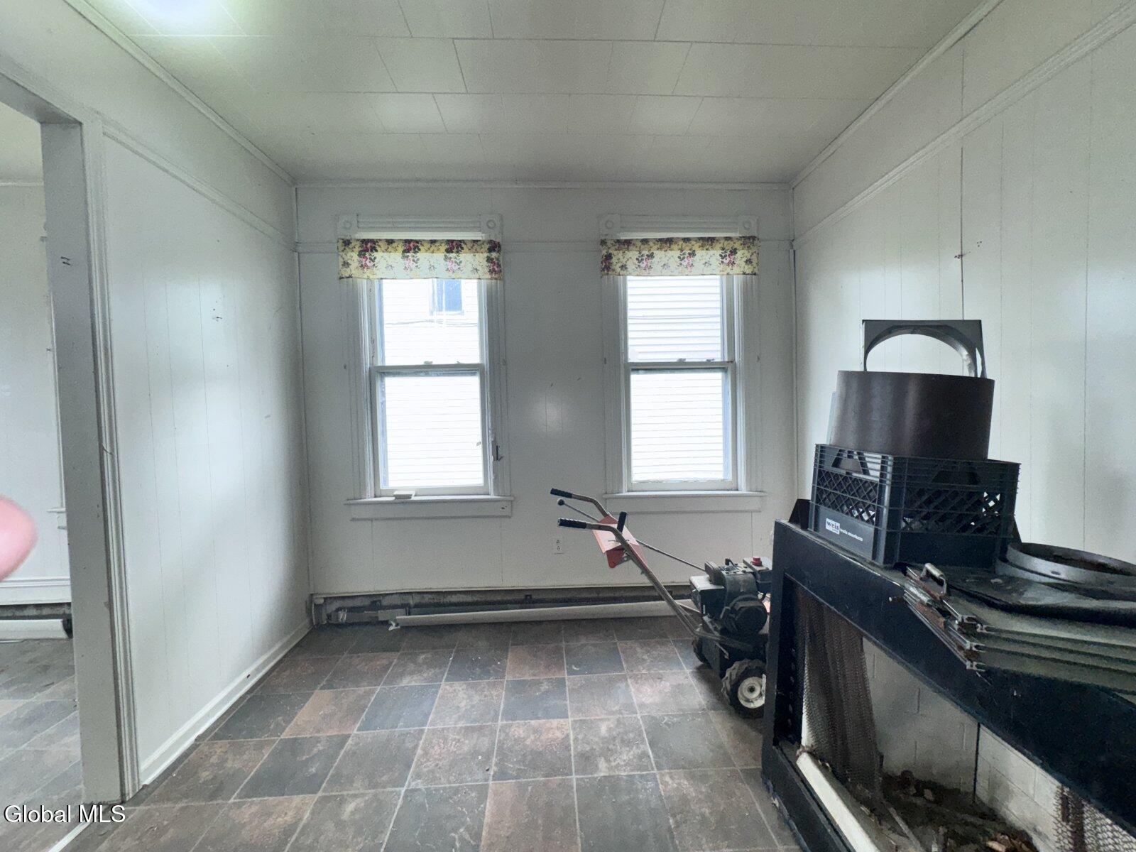 49 Van Buren Avenue Ravena NY 12143