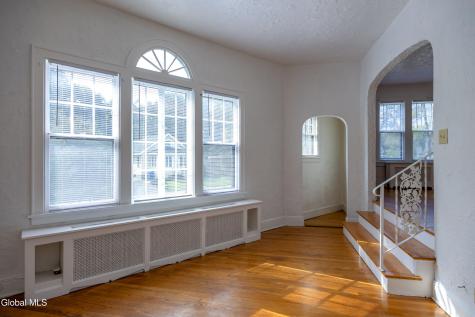 4 View Avenue Albany NY 12209