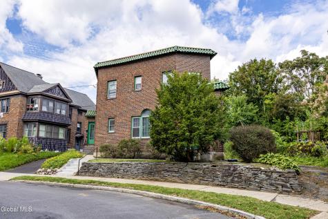 4 View Avenue Albany NY 12209