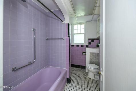 4 View Avenue Albany NY 12209