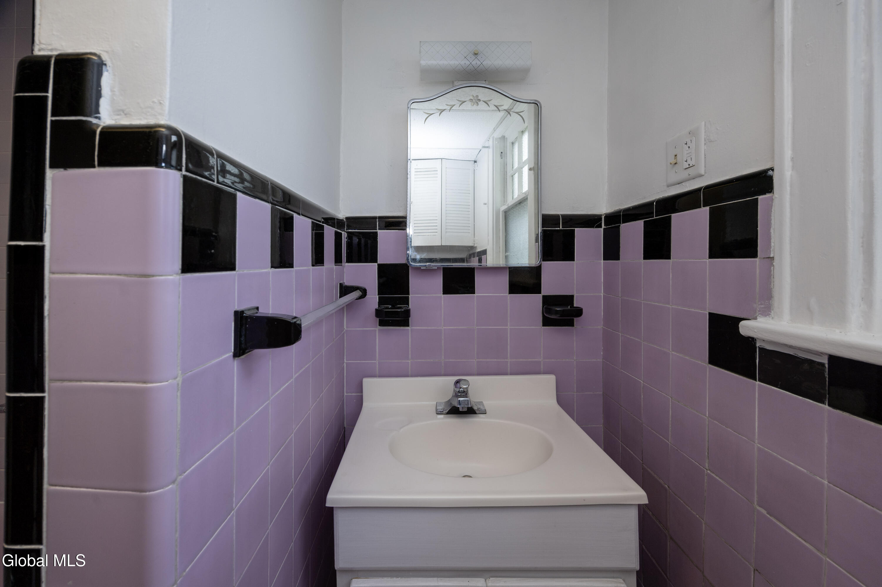4 View Avenue Albany NY 12209