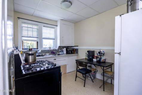 4 View Avenue Albany NY 12209