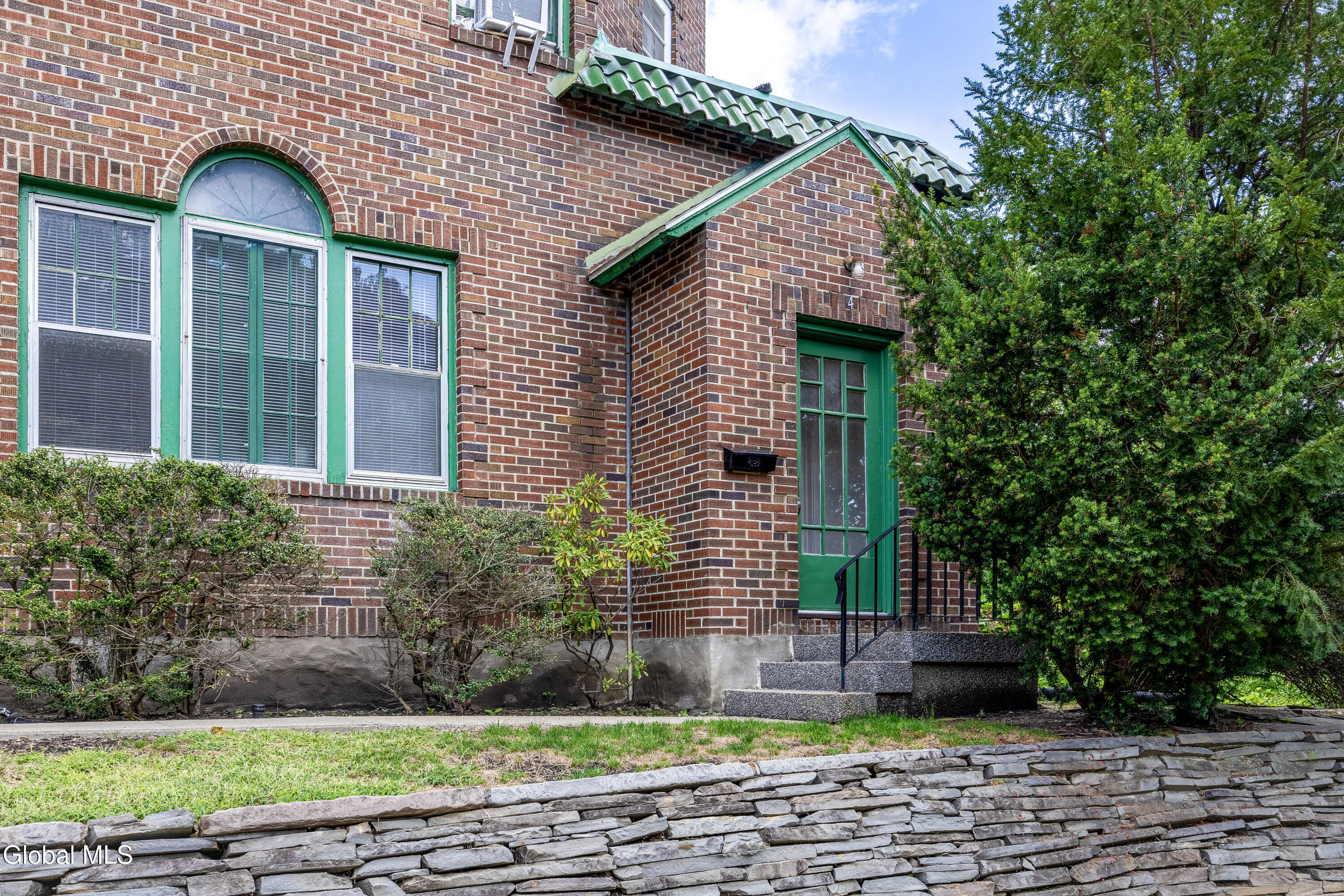 4 View Avenue Albany NY 12209