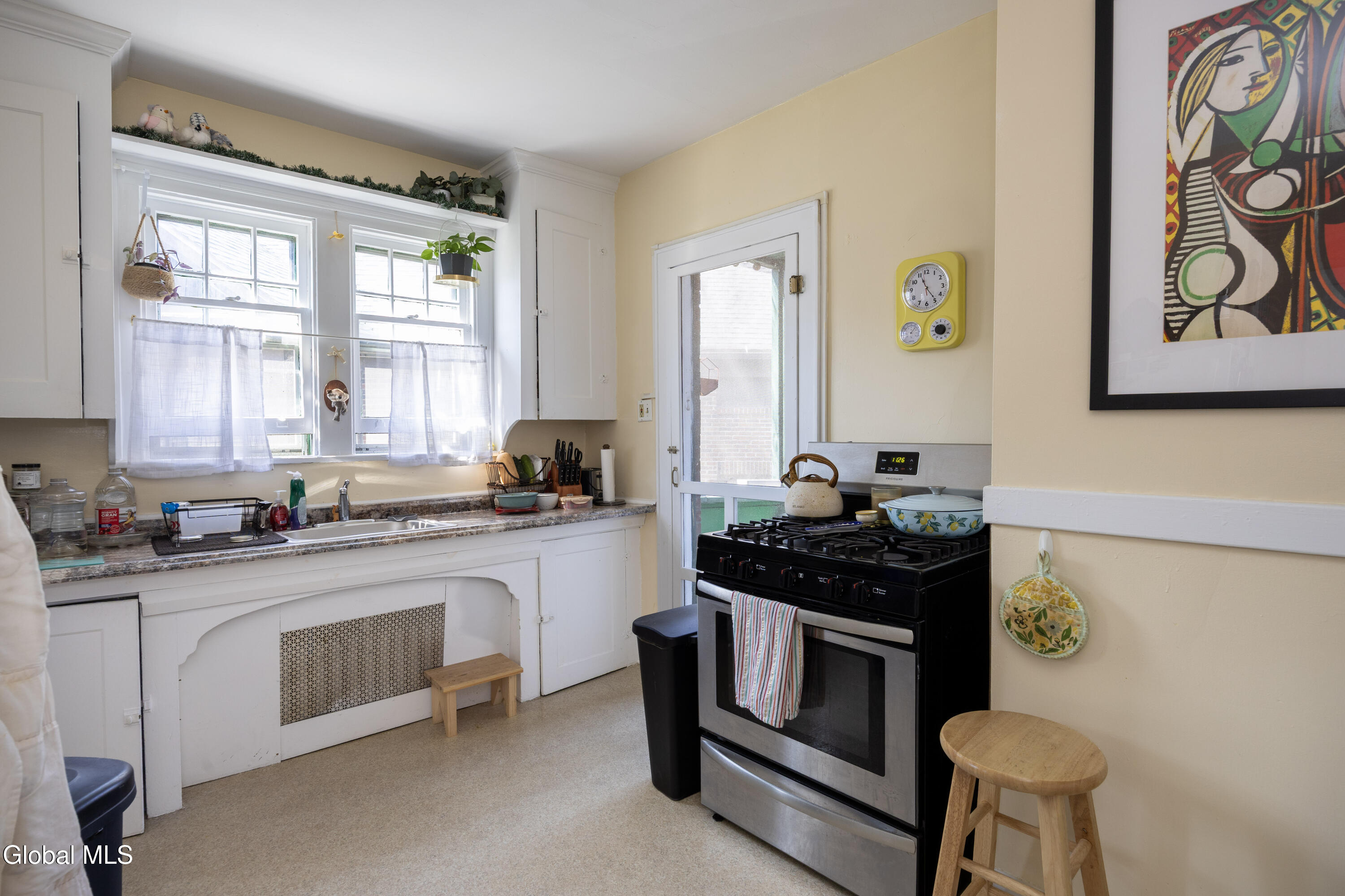 4 View Avenue Albany NY 12209