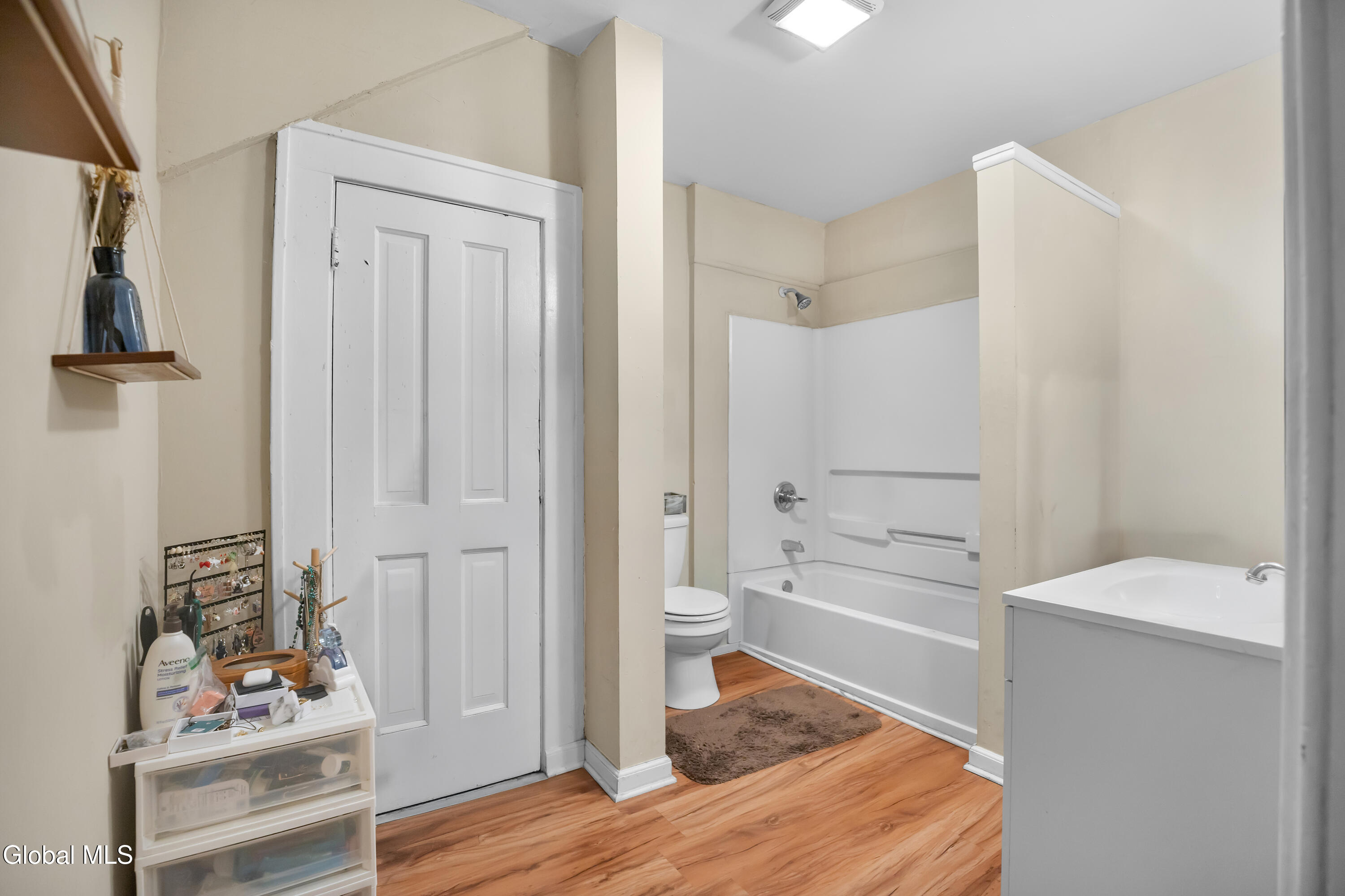 55 Ten Broeck Street Albany NY 12210