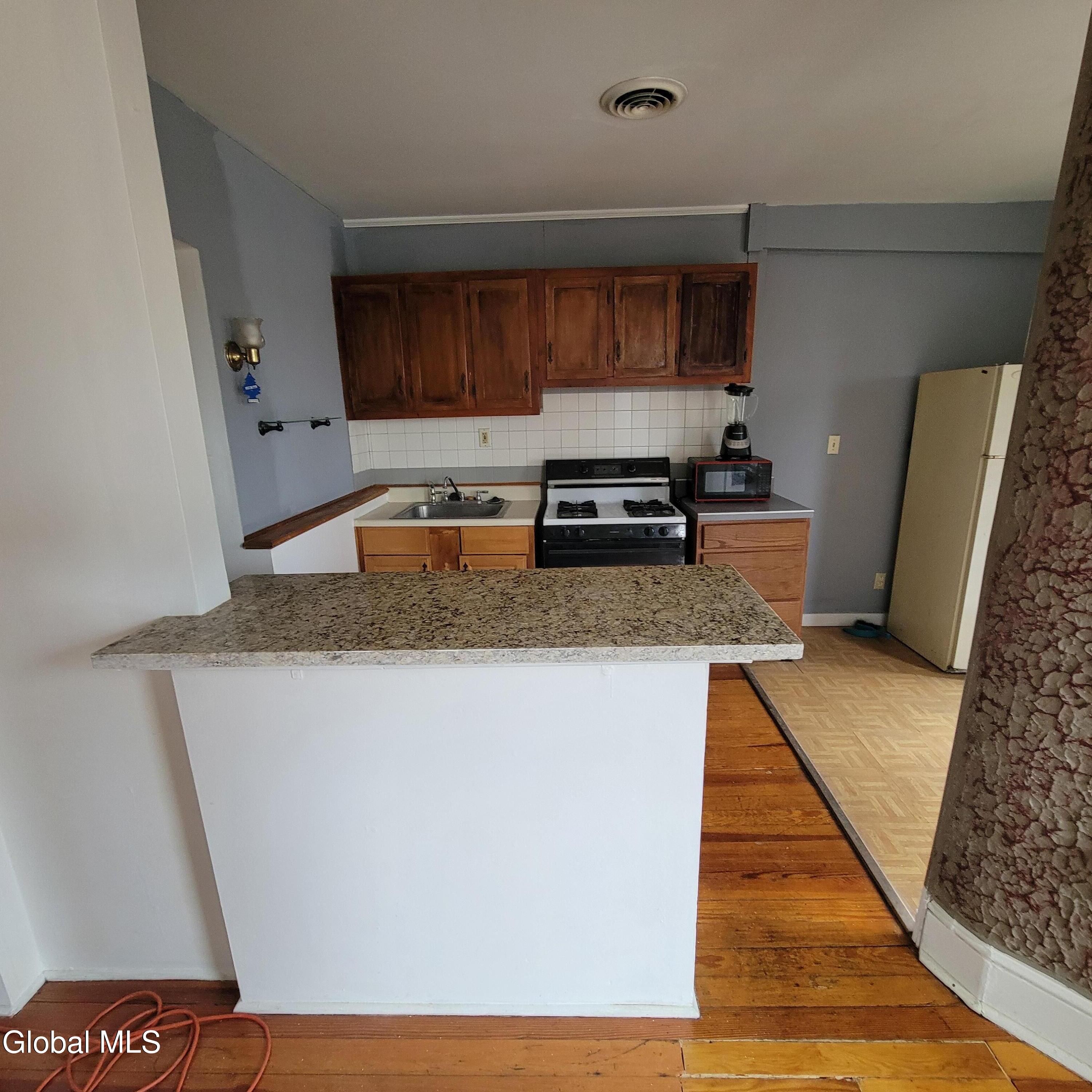 938 Park Avenue Schenectady NY 12308