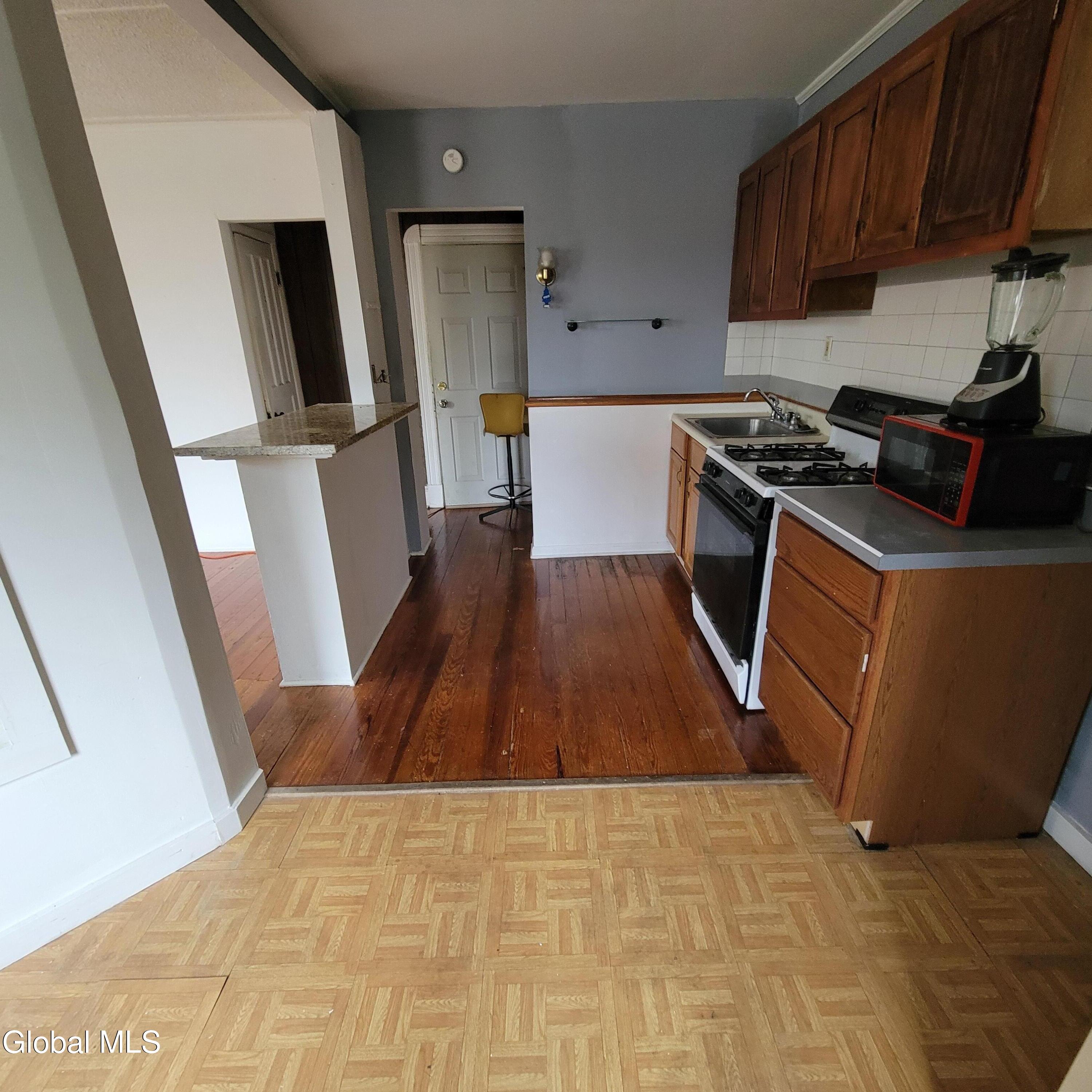 938 Park Avenue Schenectady NY 12308