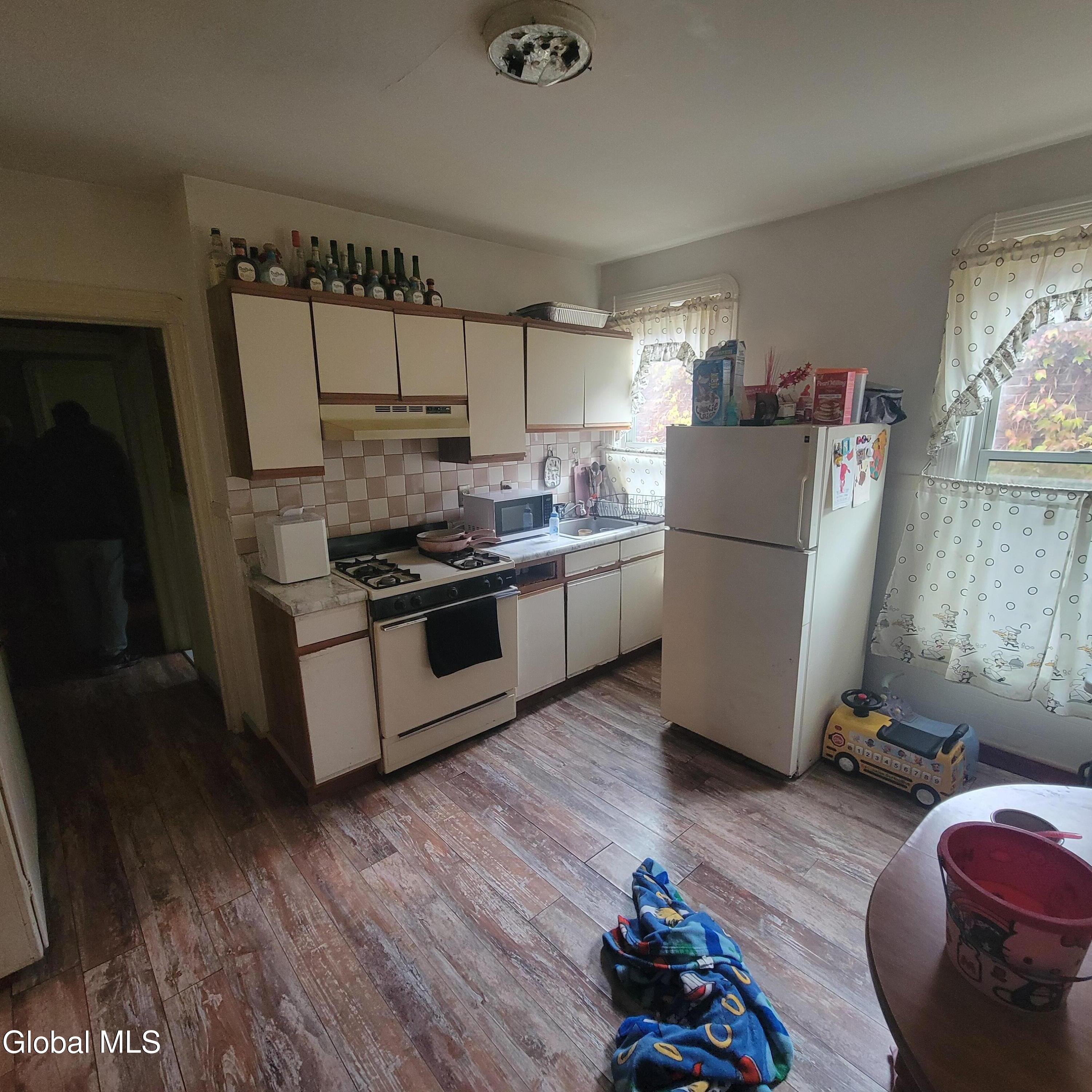 938 Park Avenue Schenectady NY 12308
