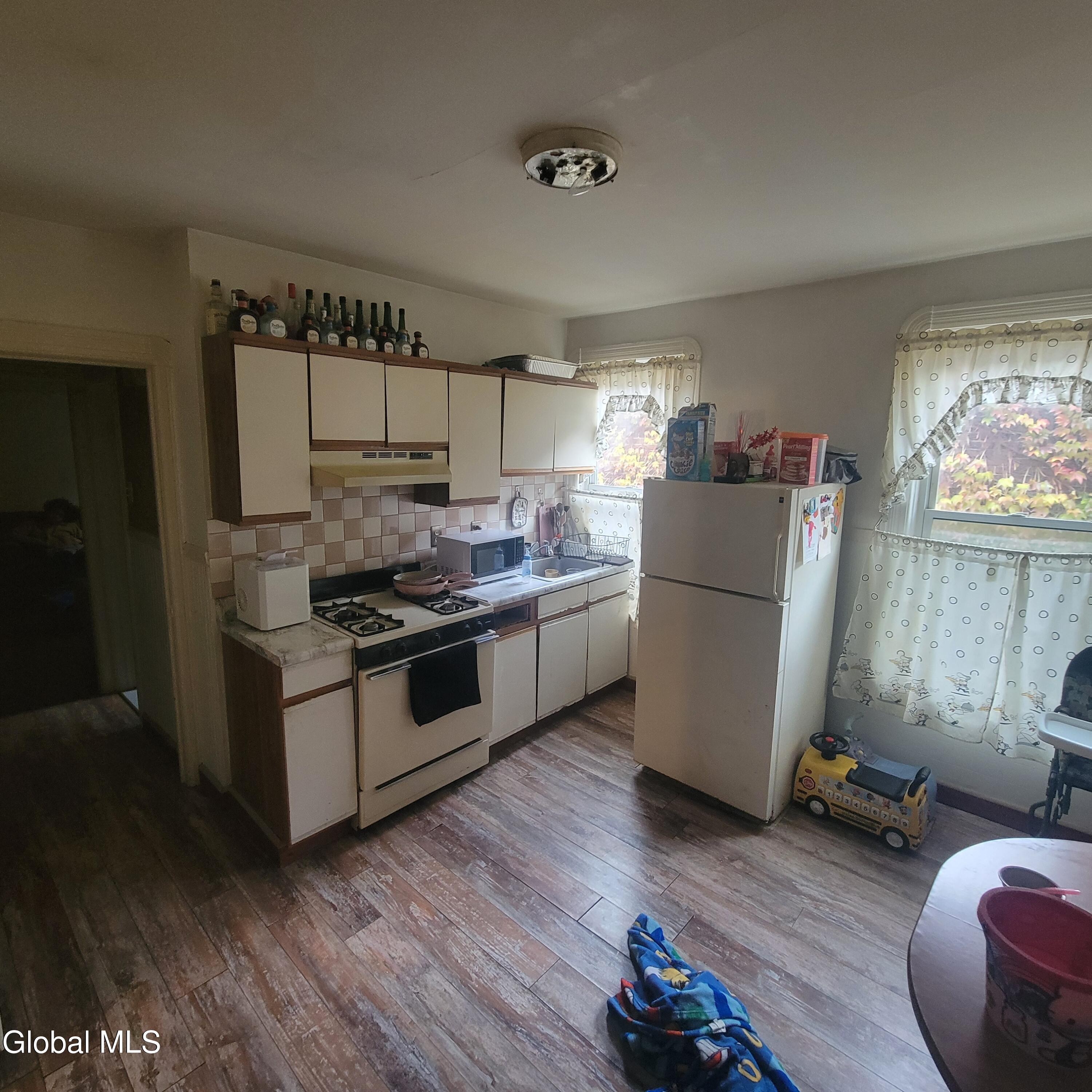 938 Park Avenue Schenectady NY 12308