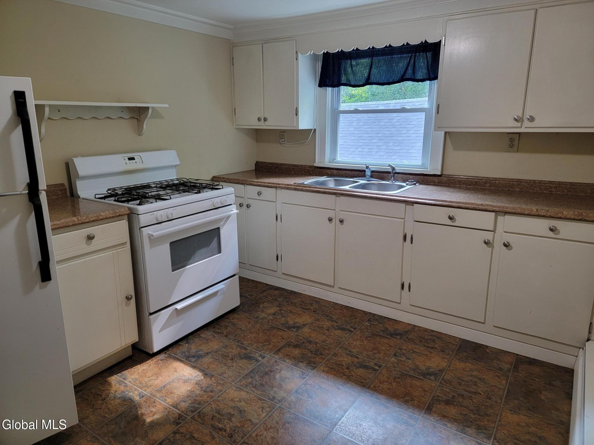 6148 Route 9n Corinth NY 12822